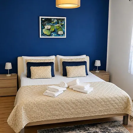 Franov With Pool, 10 Min From The Old Town Of