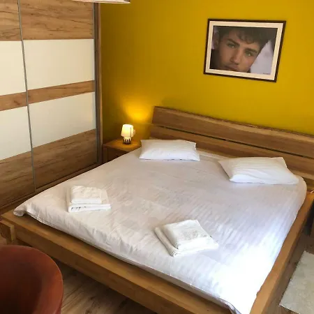 Tatil Evi Franov With Pool, 10 Min From The Old Town Of