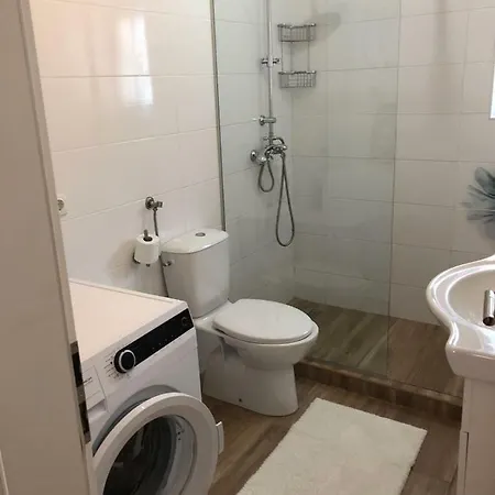 Franov With Pool, 10 Min From The Old Town Of Tatil Evi *