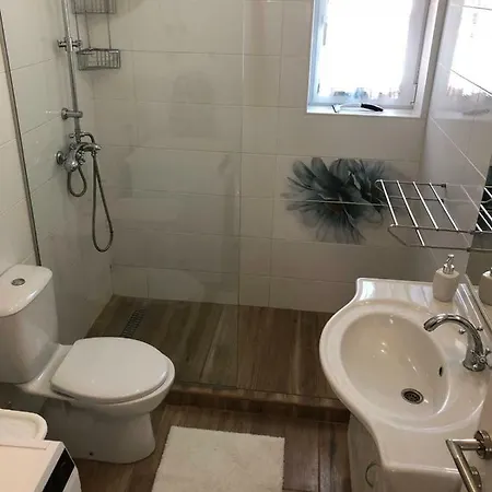 Дом отдыха Franov With Pool, 10 Min From The Old Town Of