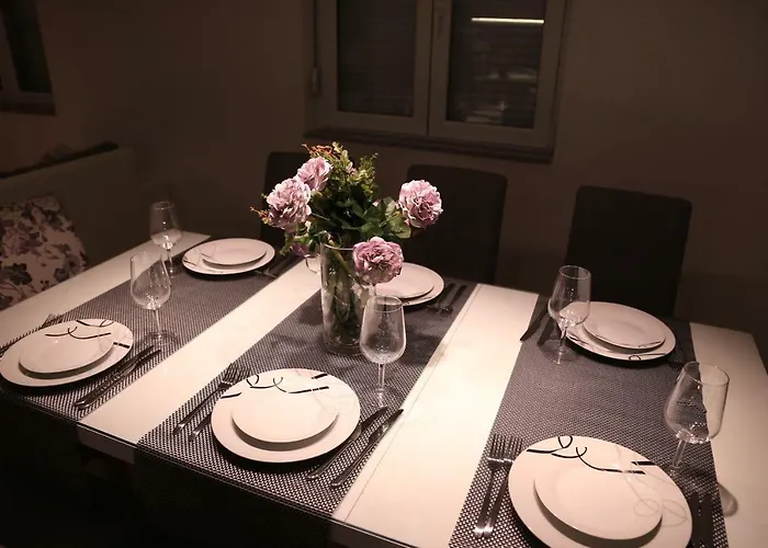 Franov With Pool, 10 Min From The Old Town Of *