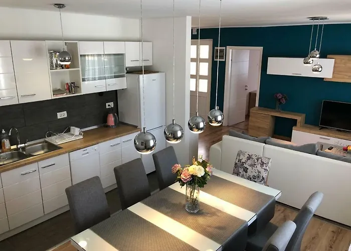 Franov With Pool, 10 Min From The Old Town Of * 자다르